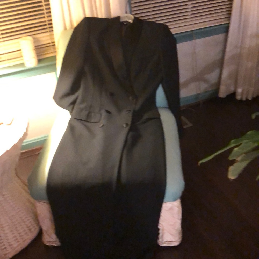 Dress - Picture 3 of 6